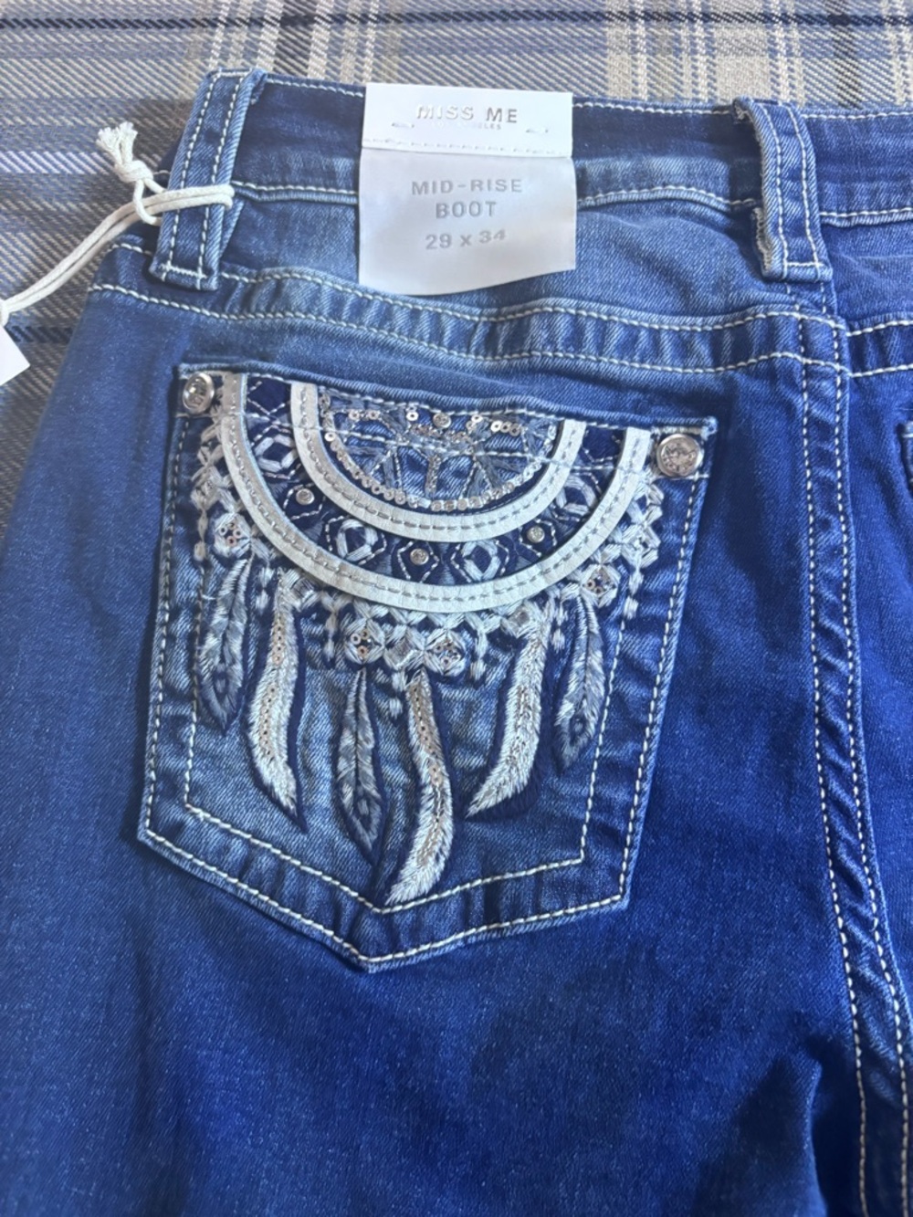 Miss Me Women's Mid Rise Boot Cut
Jeans Dark Wash Embellished Dreamcatcher - Picture 8 of 10